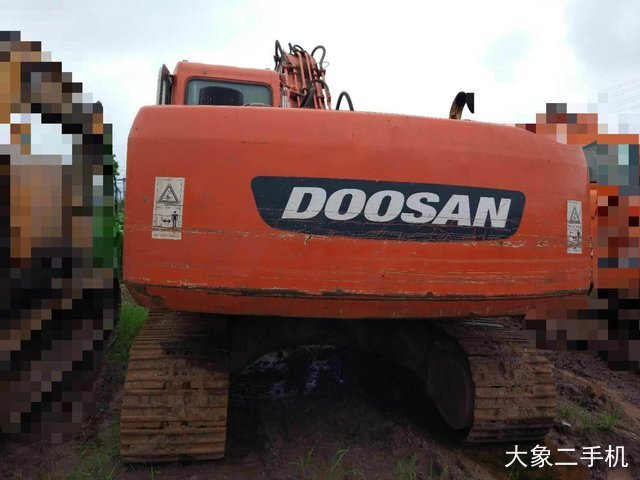 斗山 DH215-7 挖掘机