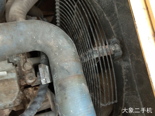 山东临工 LG6210 挖掘机