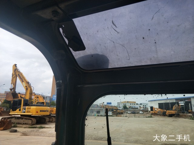 神钢 SK60-C 挖掘机