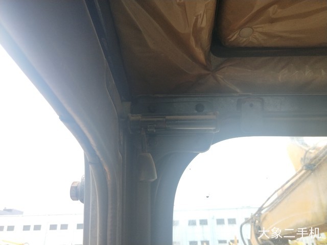 现代 R150LC-7 挖掘机