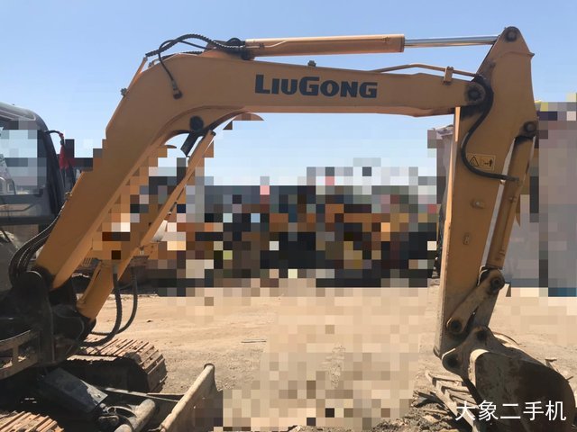 柳工 CLG906D 挖掘机