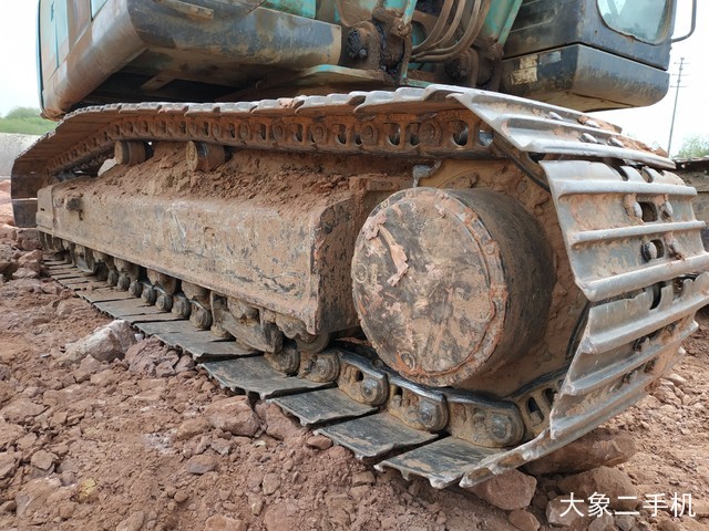 神钢 SK250-8 挖掘机