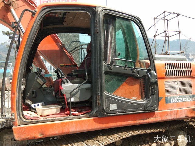 斗山 DX150LC 挖掘机