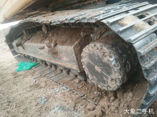 小松 PC200-8 挖掘机