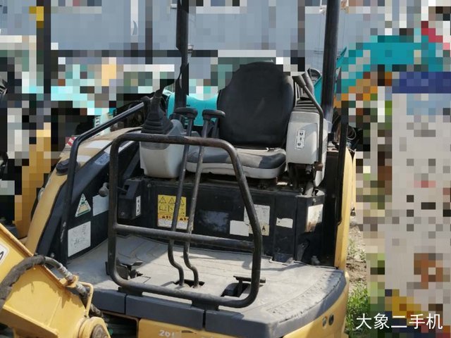 卡特彼勒 302 挖掘机