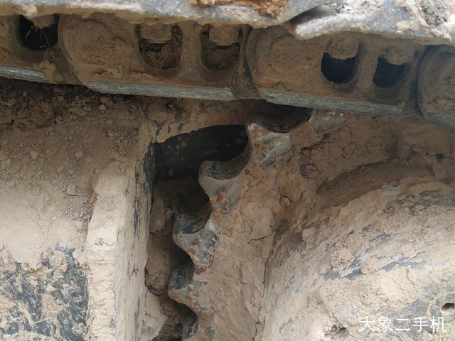 三一重工 SY215C-9 挖掘机