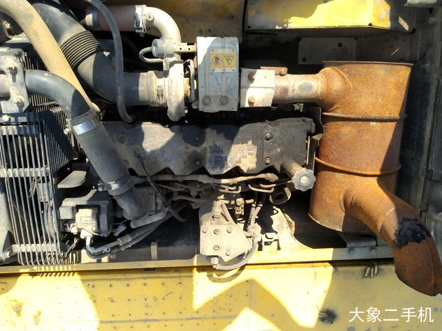 小松 PC240LC-8 挖掘机