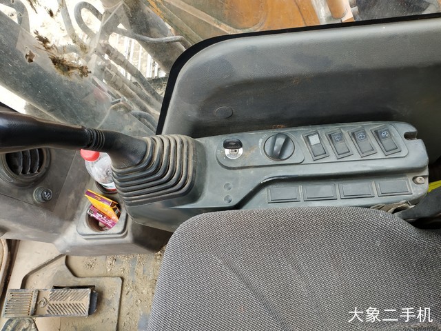 三一重工 SY135C 挖掘机