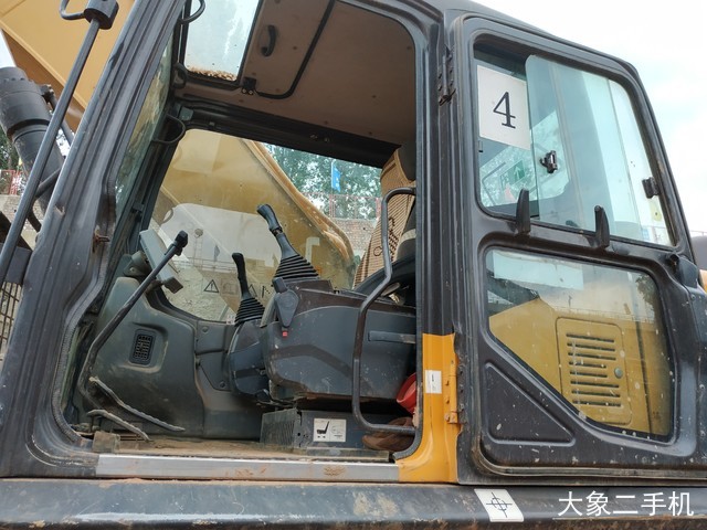 三一重工 SY305C-8S 挖掘机