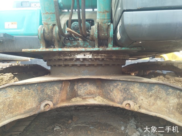 神钢 SK210LC-8 挖掘机