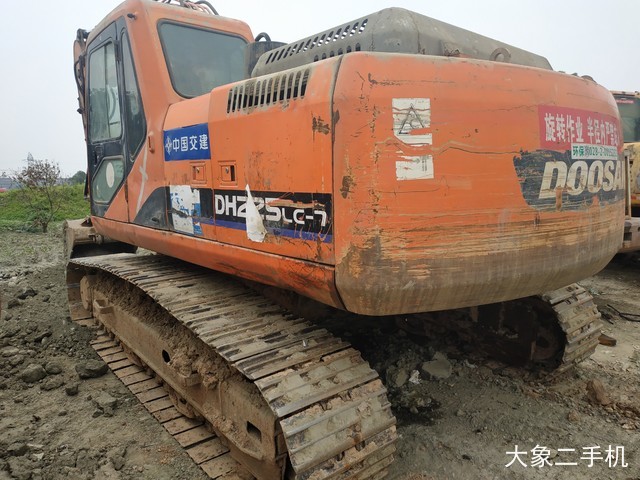斗山 DH225LC-7 挖掘机