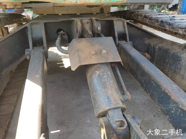 神钢 SK30SR-5 挖掘机