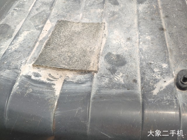 现代 R225LC-7 挖掘机