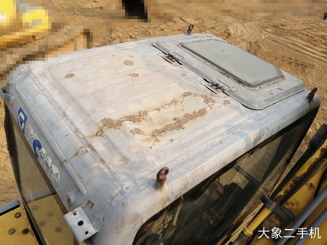 徐工 XE215D 挖掘机