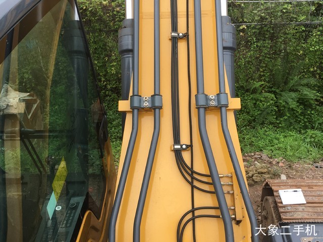 徐工 XE215D 挖掘机