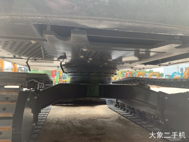 徐工 XGC75 挖掘机