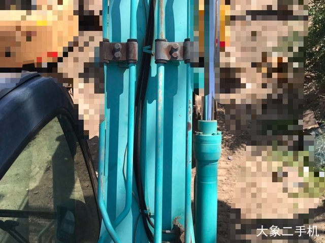 神钢 SK140LC-8 挖掘机