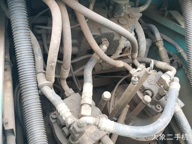 神钢 SK460-8 挖掘机