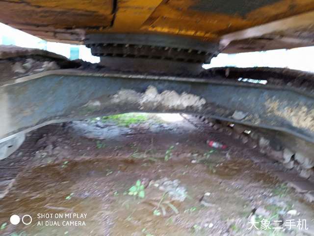 徐工 XE260C 挖掘机