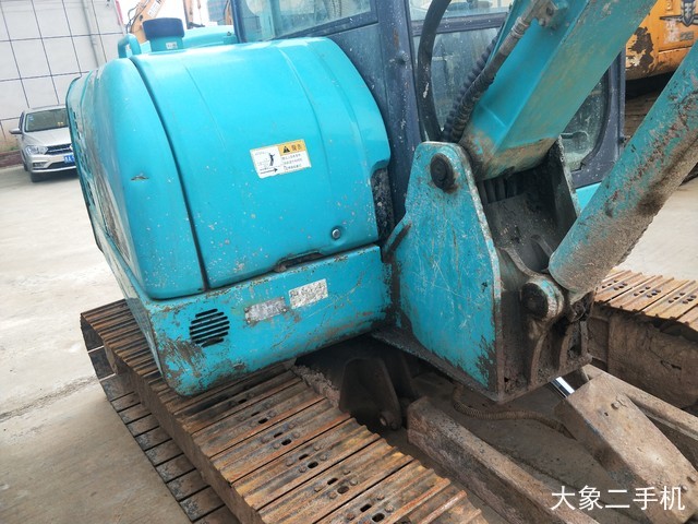 神钢 SK60-C 挖掘机