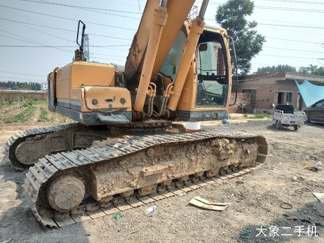 现代 R275LC-9T 挖掘机