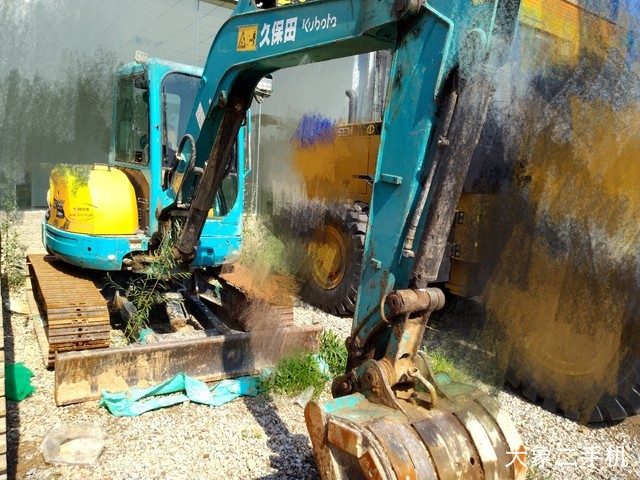 久保田 KX155-3S 挖掘机