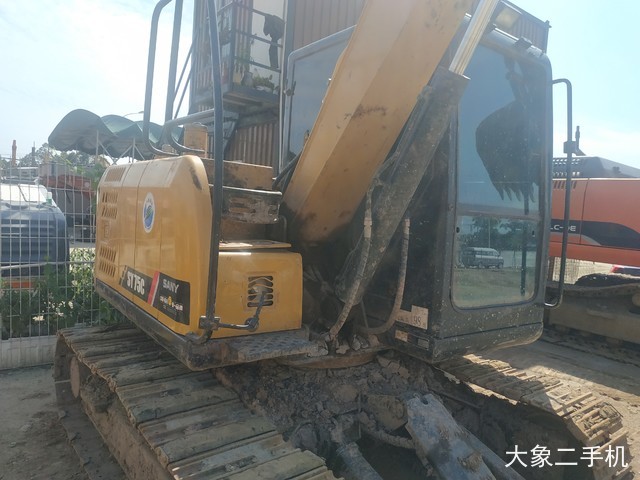 三一重工 SY75C 挖掘机
