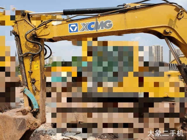 徐工 XE80C 挖掘机