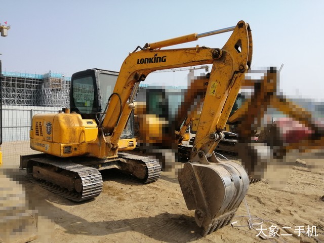 龙工 LG6060 挖掘机