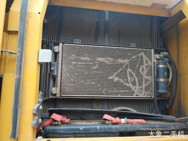 约翰迪尔 E210 LC 挖掘机