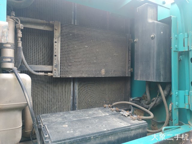 神钢 SK260LC-8 挖掘机