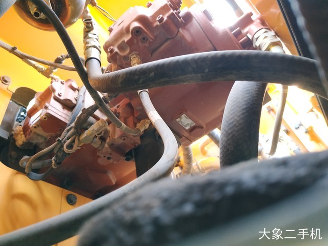 现代 R385LVS 挖掘机