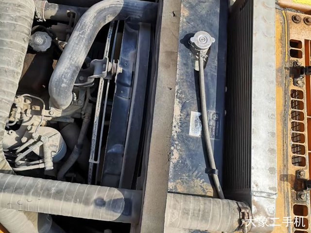 三一重工 SY235C-9 挖掘机