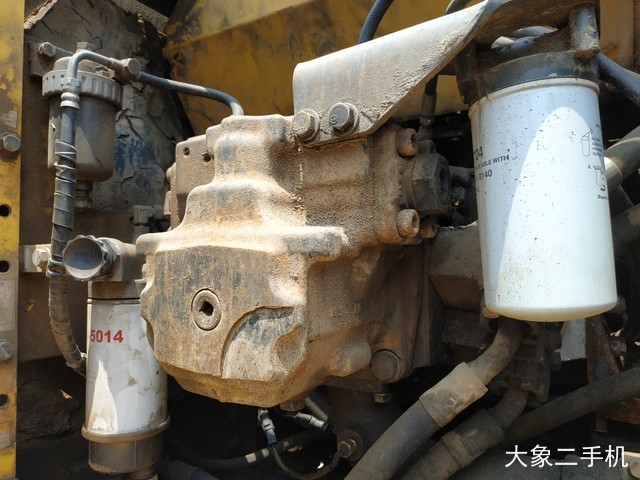 小松 PC240LC-8 挖掘机