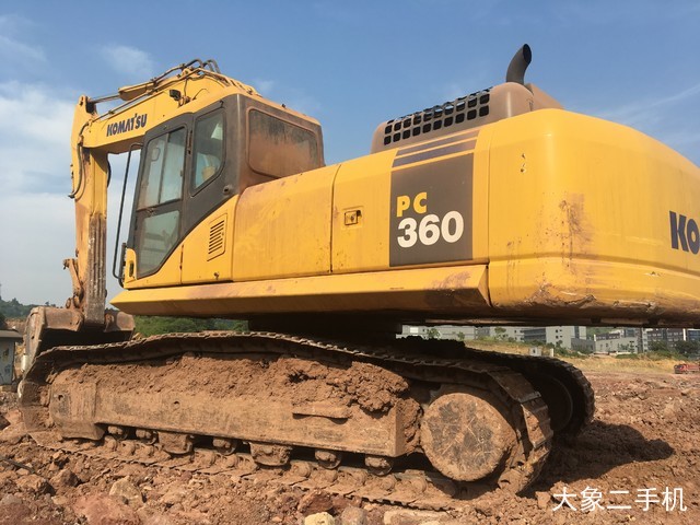 小松 PC300-7 挖掘机