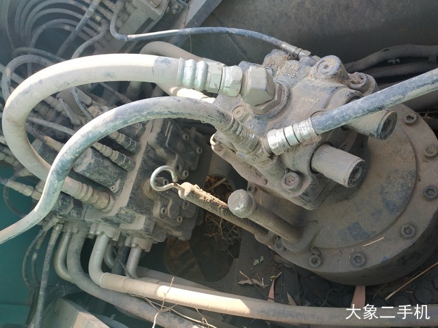 神钢 SK260LC-8 挖掘机