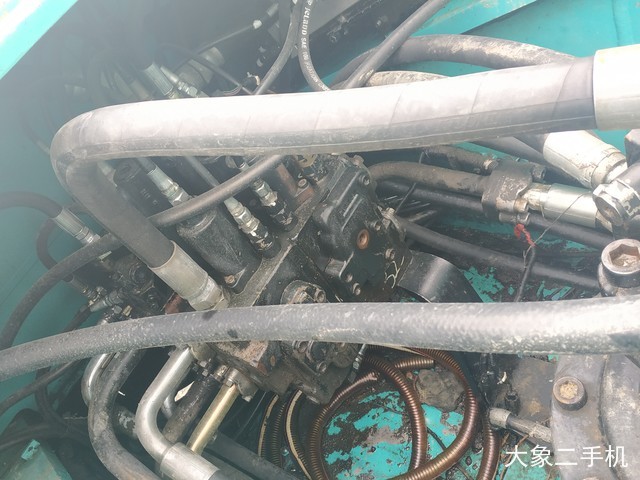 神钢 SK350LC-8 挖掘机