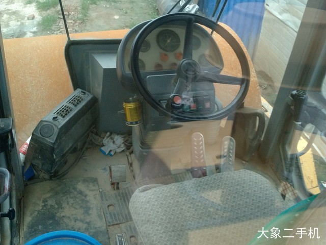 柳工 CLG622 压路机