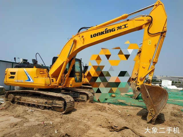 龙工 LG6225E 挖掘机