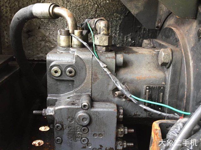 雷沃重工 FR85-7 挖掘机