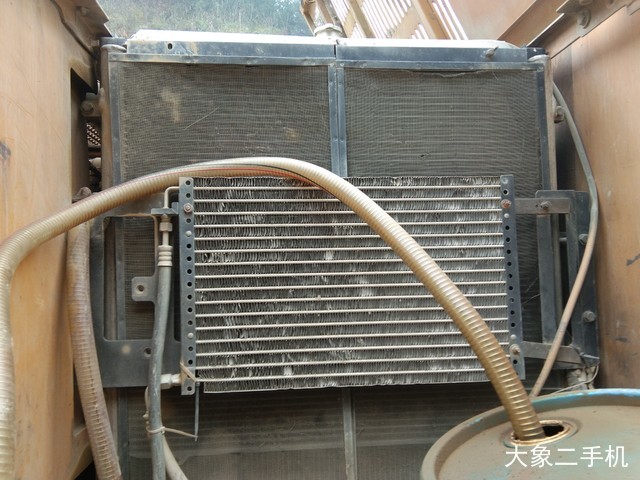 卡特彼勒 320C 挖掘机