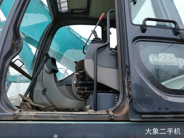 神钢 SK480LC-8 挖掘机