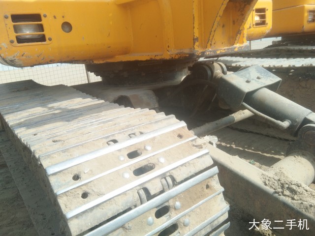 龙工 LG6060 挖掘机