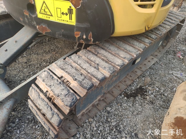 小松 PC30MR-3 挖掘机