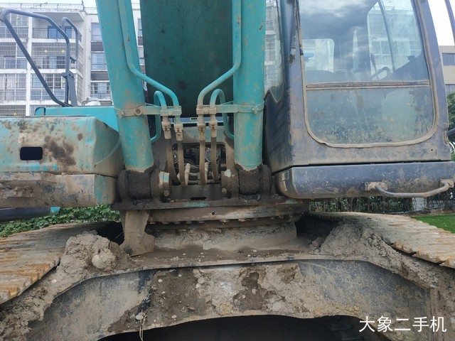 神钢 SK460-8 挖掘机