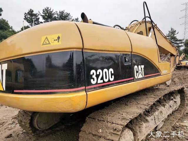 卡特彼勒 320C 挖掘机