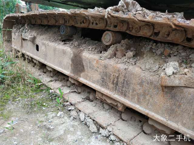 神钢 SK140LC-8 挖掘机