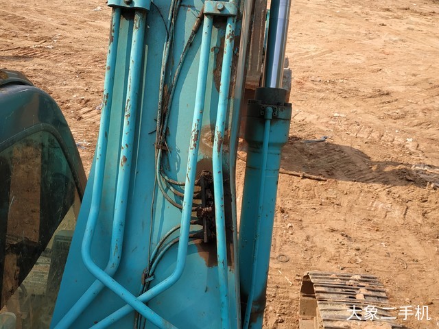 神钢 SK250-6E 挖掘机