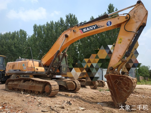 三一重工 SY335C 挖掘机