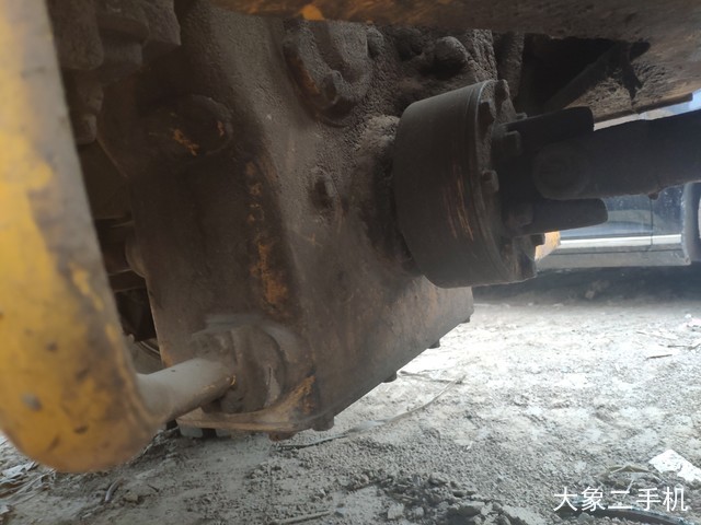 龙工 LG816B 装载机